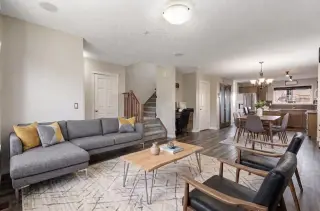 70 Walden Manor SE