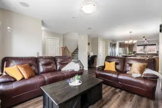 70 Walden Manor SE