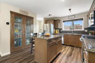 70 Walden Manor SE