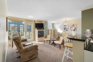 704, 4603 Varsity Drive NW