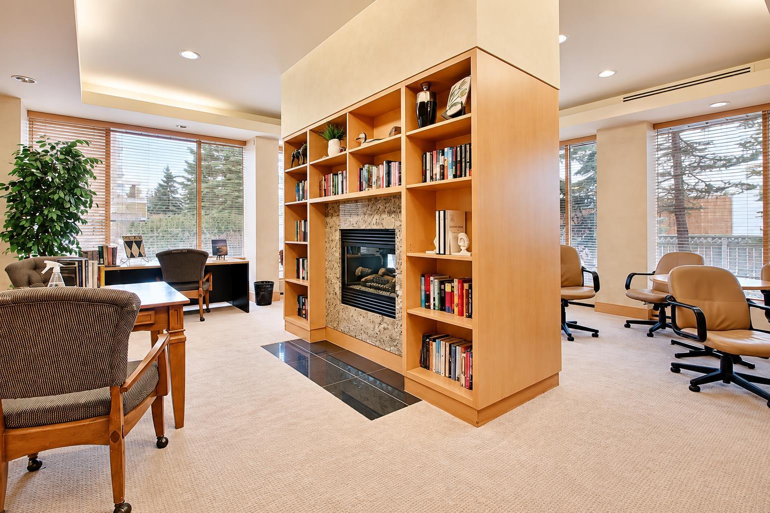 704, 4603 Varsity Drive NW