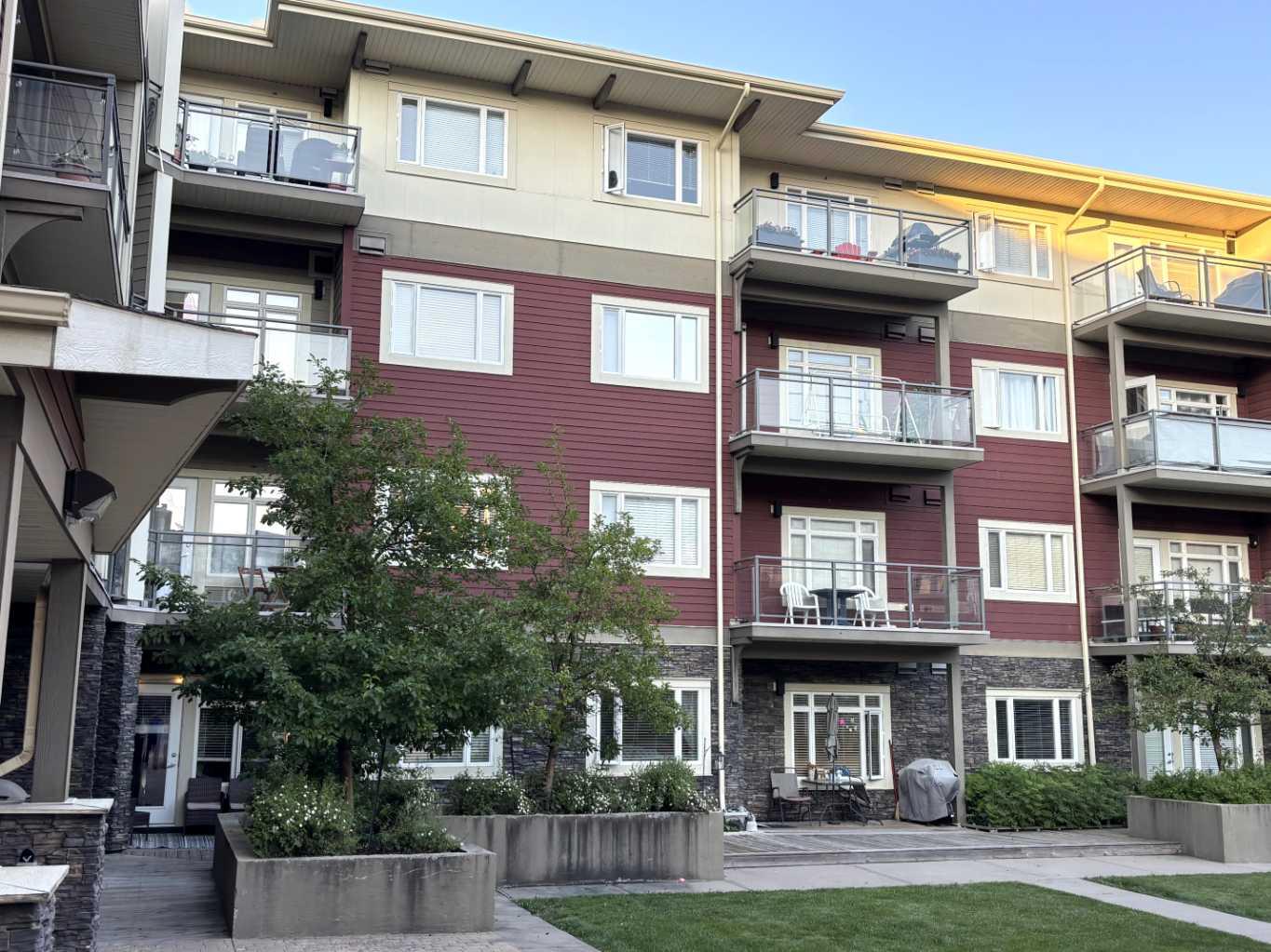 212, 11 Millrise Drive SW
