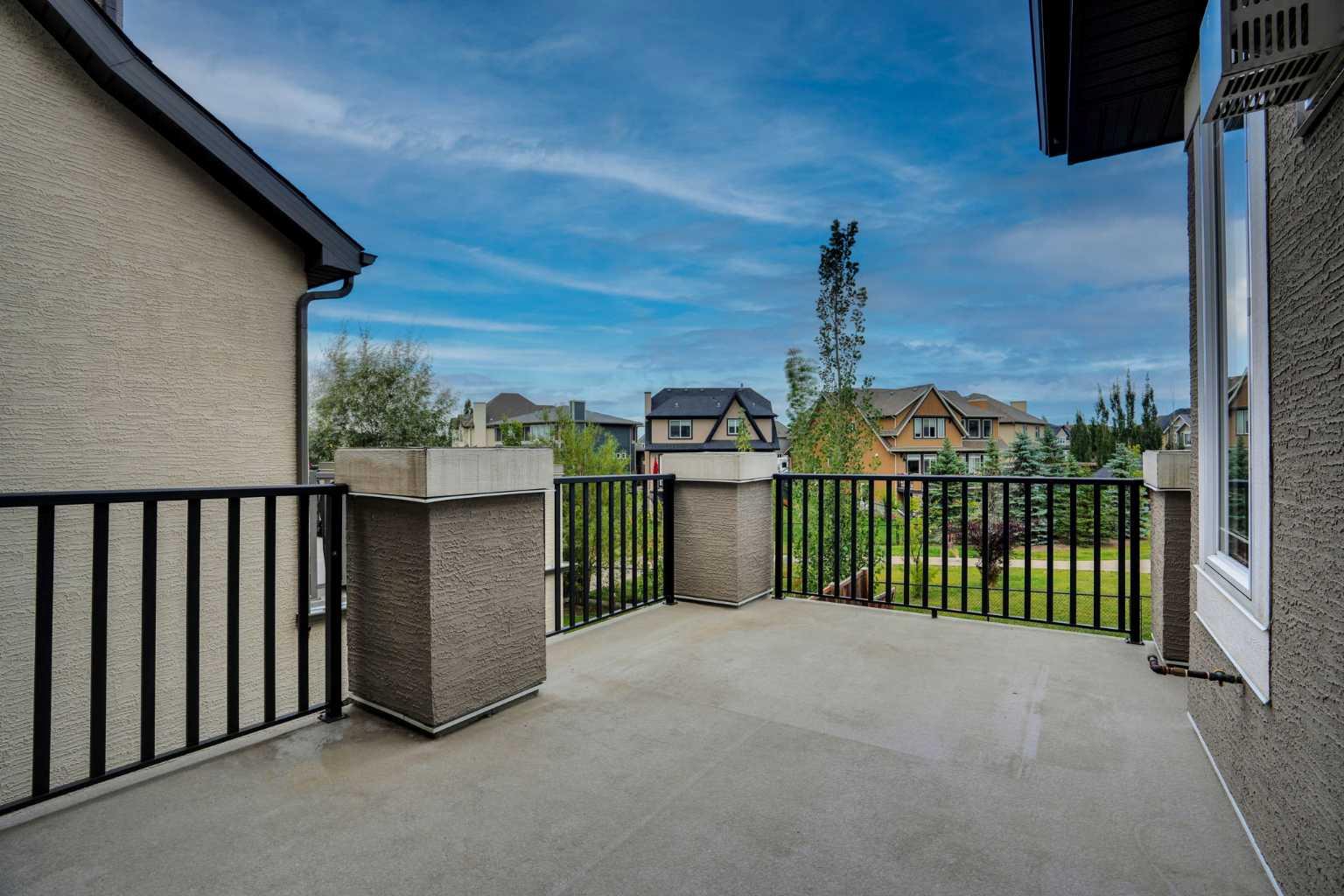 92 Masters Court SE