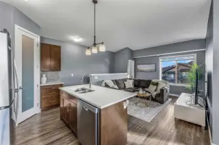 1324, 2461 Baysprings Link SW