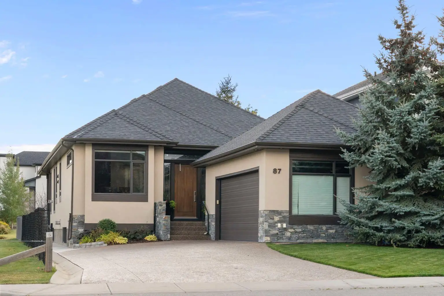 87 Coulee Way SW