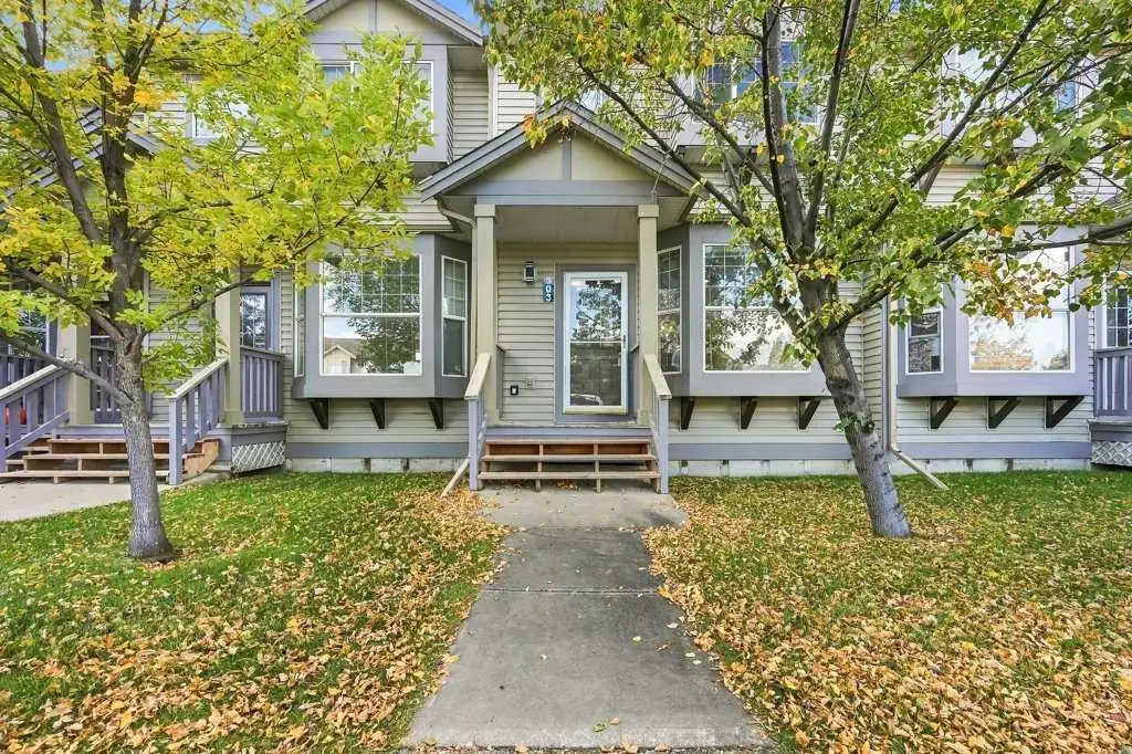 303, 2005 Luxstone Boulevard SW