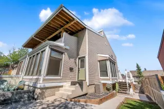 15 Ranch Glen Drive NW
