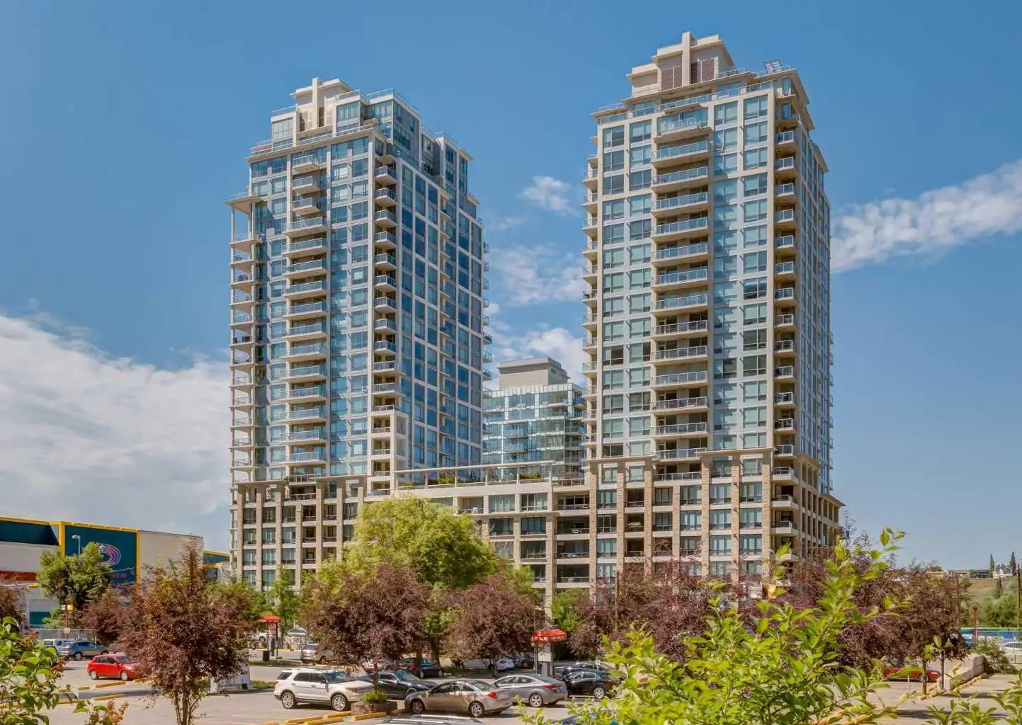 913, 222 Riverfront Avenue SW