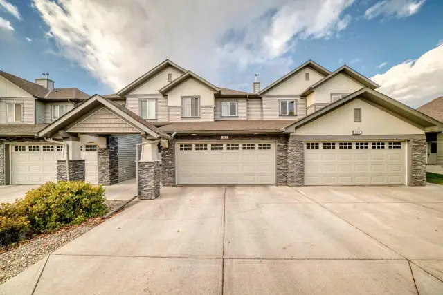 119, 100 Coopers Common SW