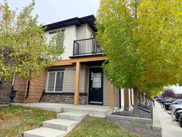 4102, 2781 Chinook Winds Drive SW