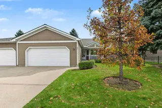 51 Douglasbank Gardens SE