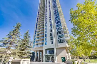 706, 99 Spruce Place SW