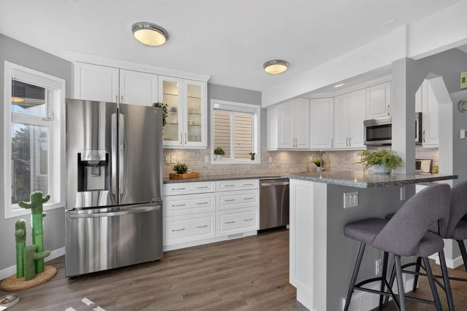 9, 567 Edmonton Trail NE