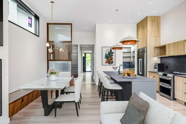 3D Willow Crescent SW