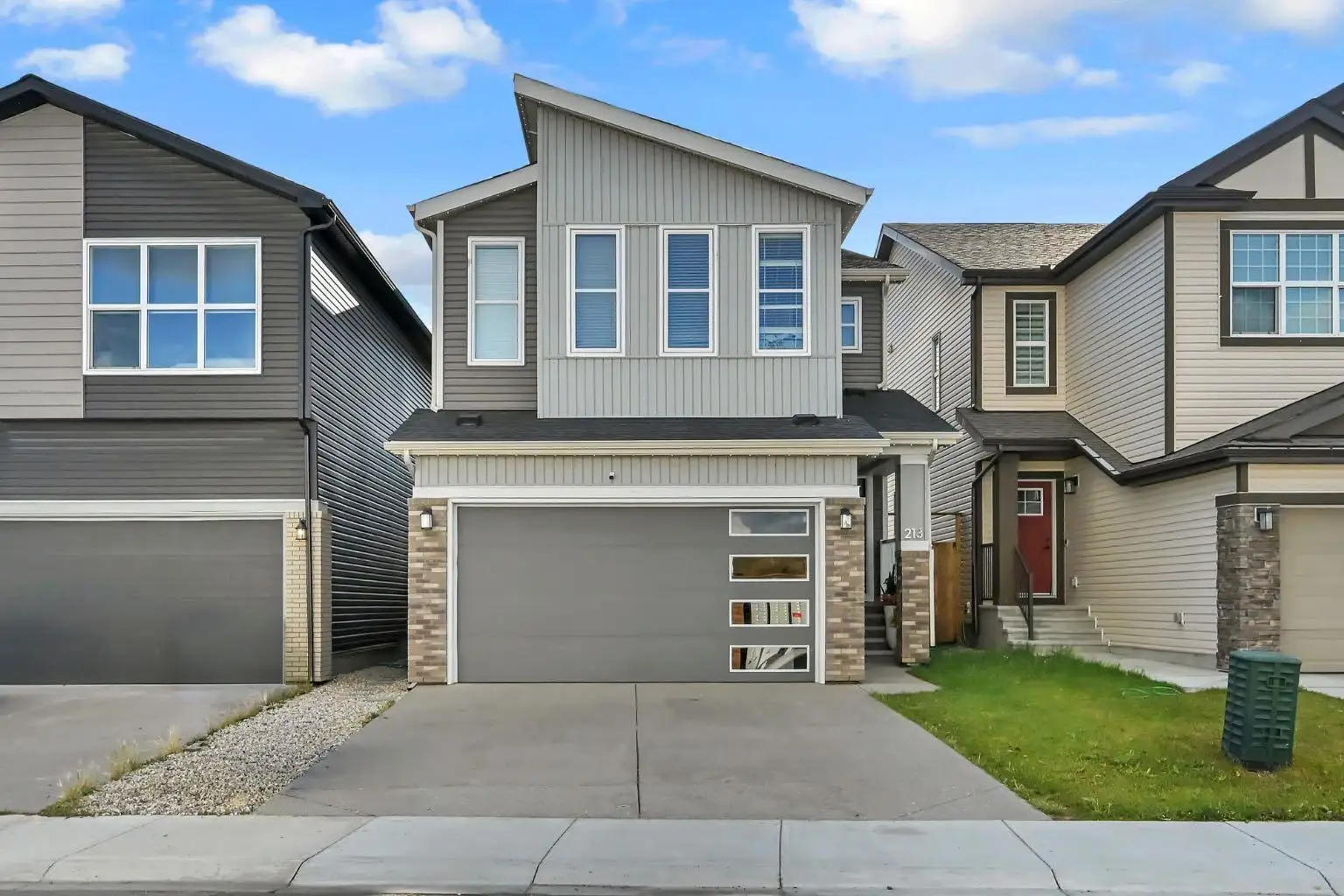 213 Walgrove Boulevard SE