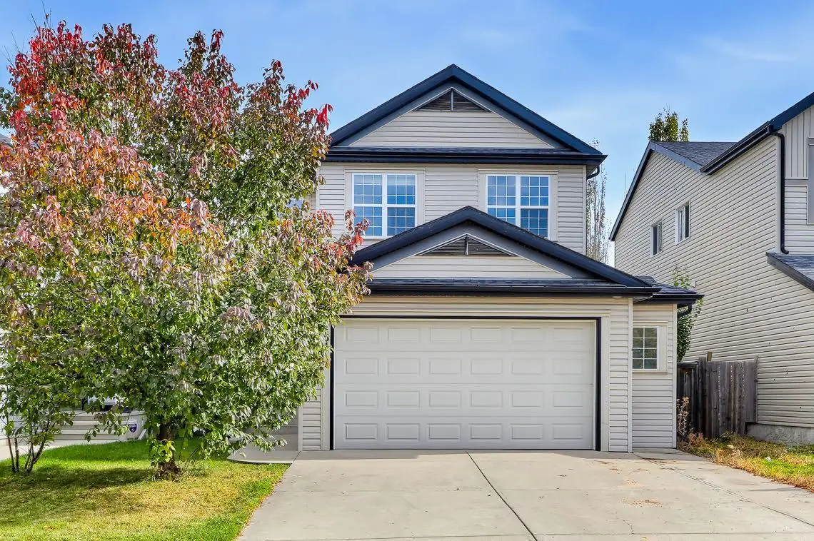 151 Copperfield Common SE