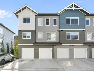 803, 24 Rivercrest Drive 
