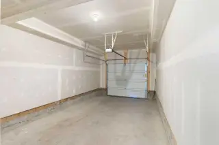 803, 24 Rivercrest Drive 