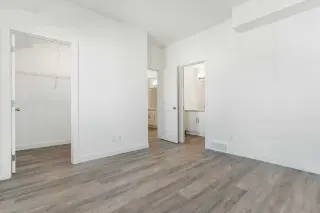 803, 24 Rivercrest Drive 