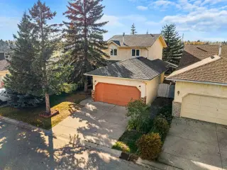 54 Deerview Terrace SE