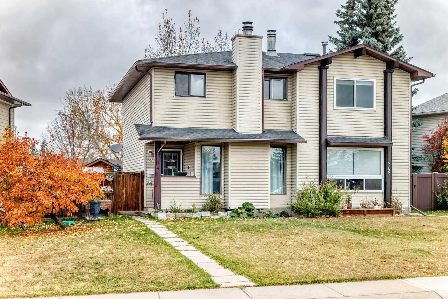 240 Jensen Drive NE