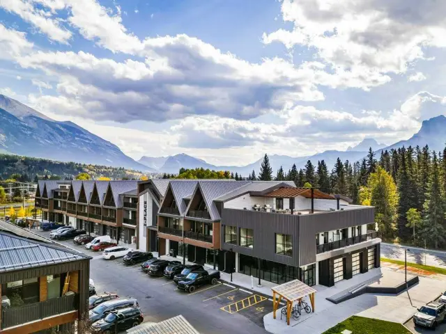 304A, 1 Industrial Place 