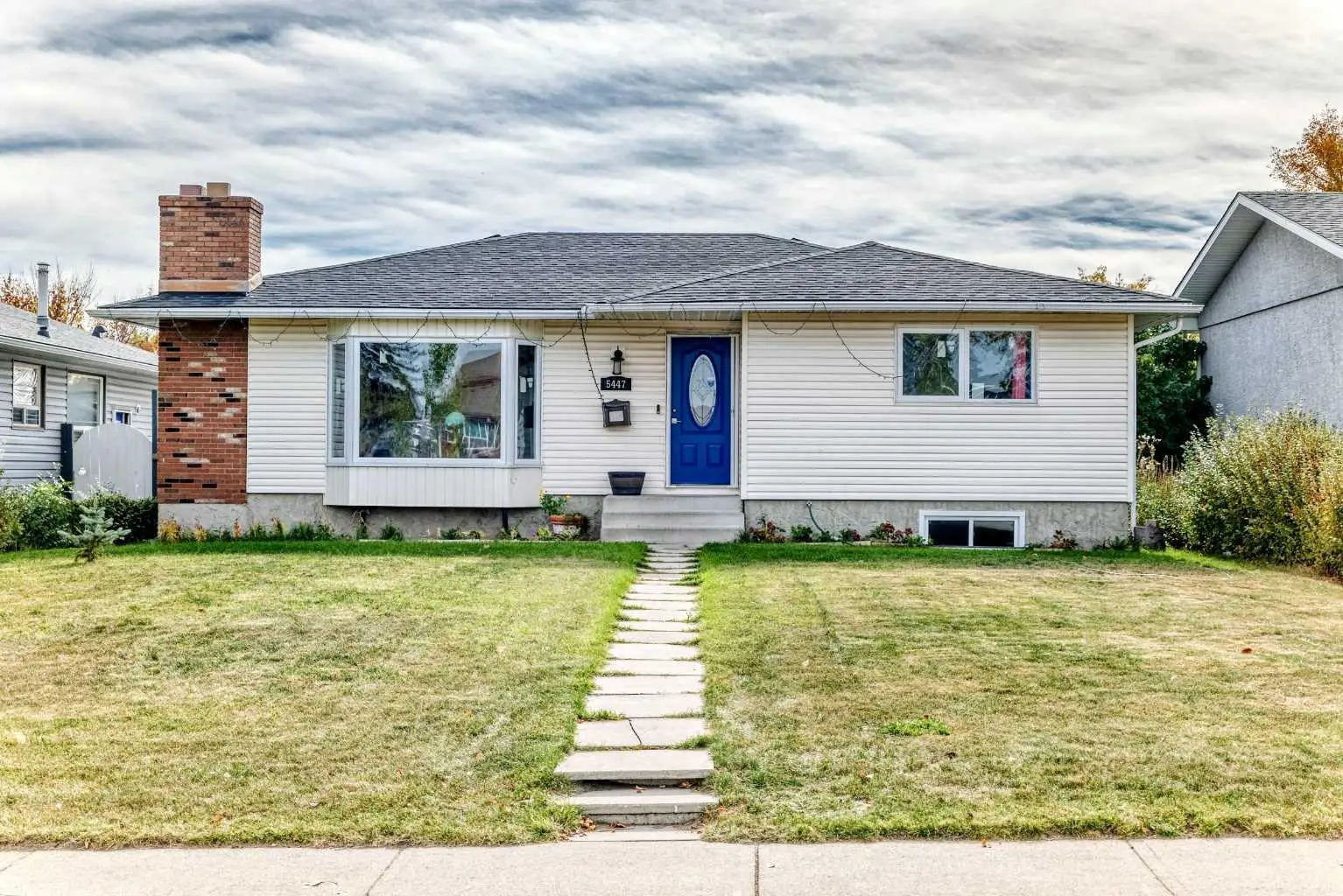 5447 RUNDLEVIEW Road NE