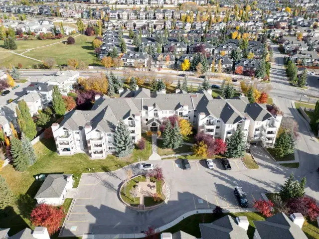 1202, 7451 Springbank Boulevard SW