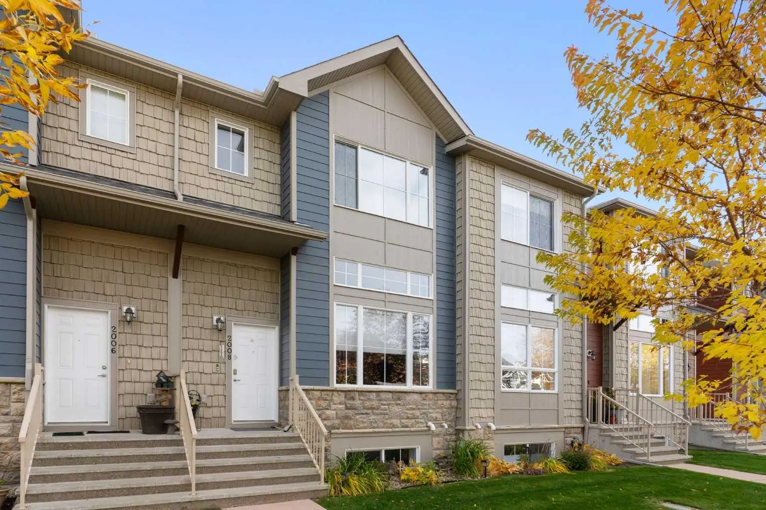 2008, 2370 Bayside Road SW