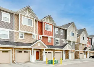 703, 1225 Kings Heights Way SE