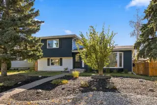 543 Willingdon Boulevard SE