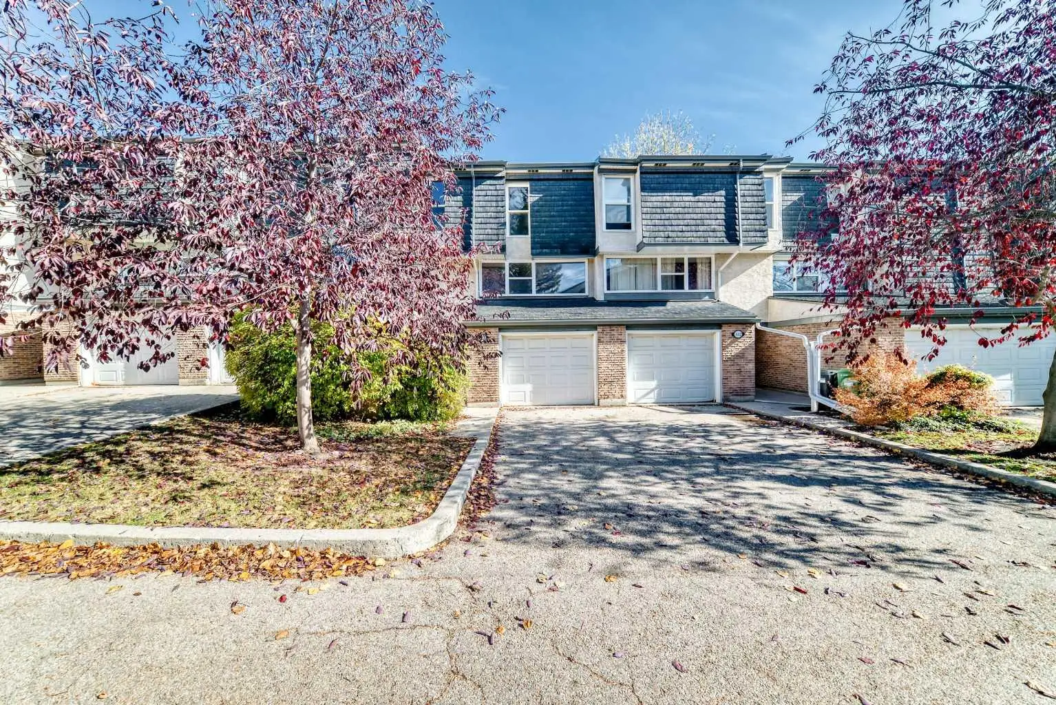 410 Brae Glen Crescent SW