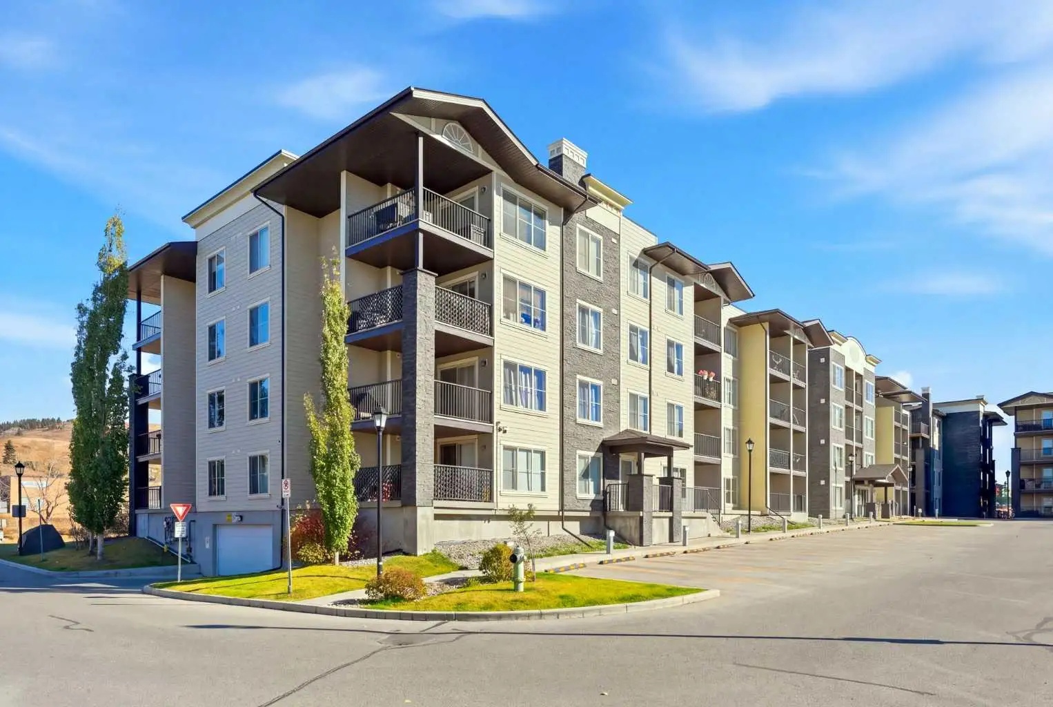 1219, 625 Glenbow Drive 