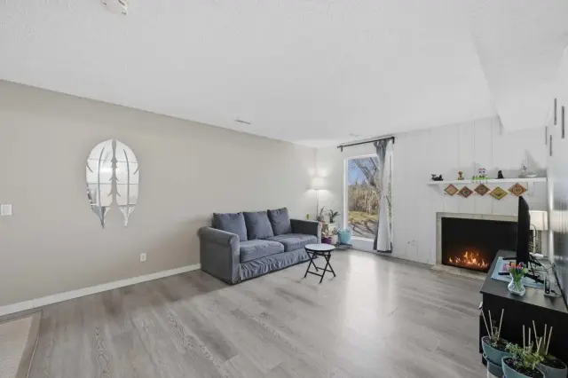 409, 3500 Varsity Drive NW