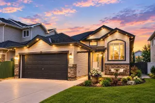 119 Stonegate Crescent NW
