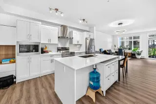 101, 60 Sage Hill Walk NW