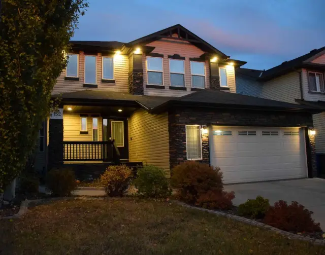 152 Hawkmere Way 