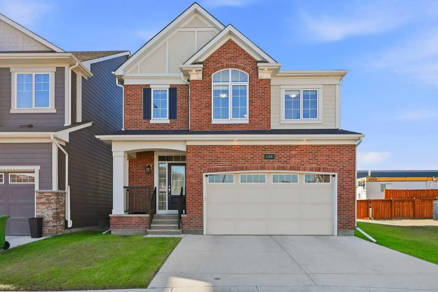 134 Yorkstone Way SW