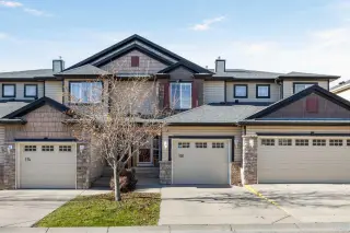 116 Royal Birch Mount NW