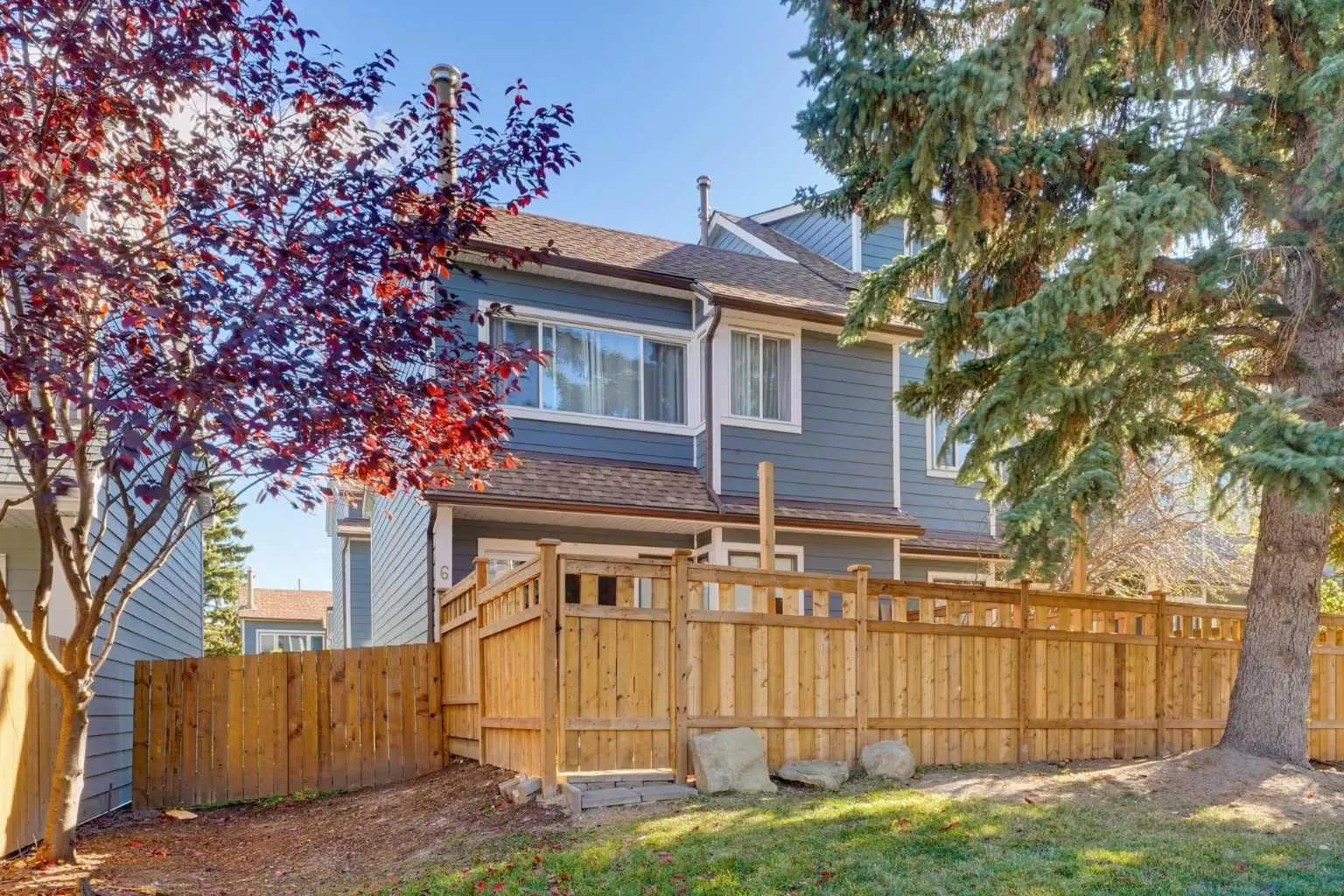 6, 208 Grier Terrace NE