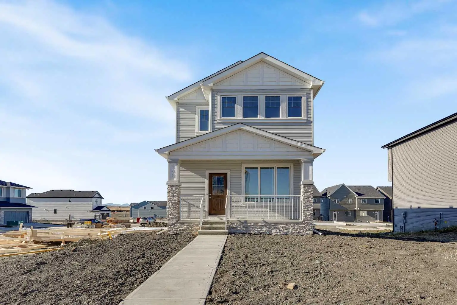 148 Monarch Bend 
