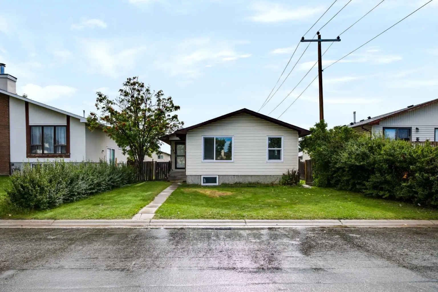 139 Falsby Road NE