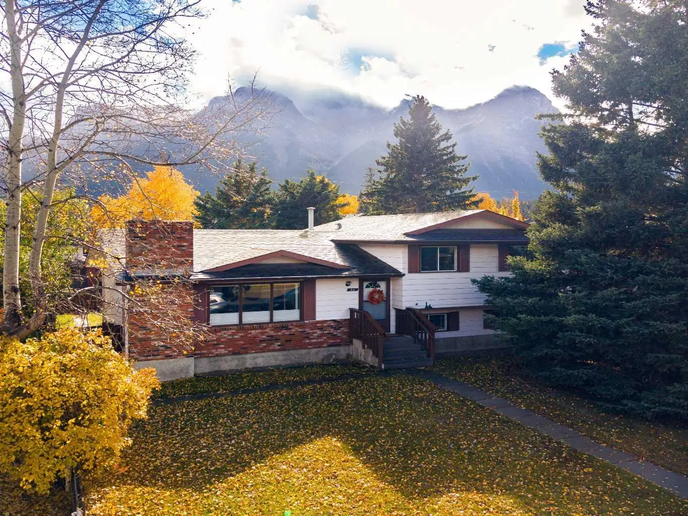32 Mount Peechee Place 